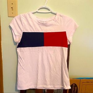 Youth Girls XL(16)Tommy Hilfiger tee